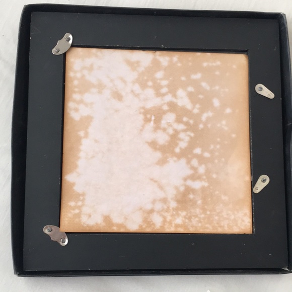 2 Pictures Frames - Picture 5 of 7